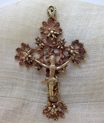 Rare 18th century Pinya crucifix - Philippines