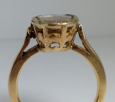 19thc. Indian "Not a Polki" Diamond Ring view two