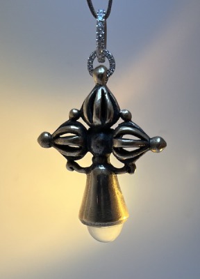 Vajra Peace Pendant view one