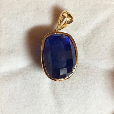 20.70ct Sapphire(H)Pendant view one
